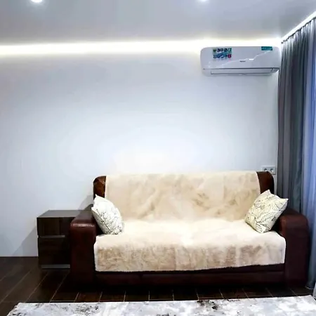 евтин Vip апартамент Apartment