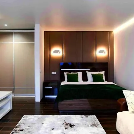 евтин Vip апартамент Apartment